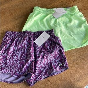 Girls Nike size Large shorts SET